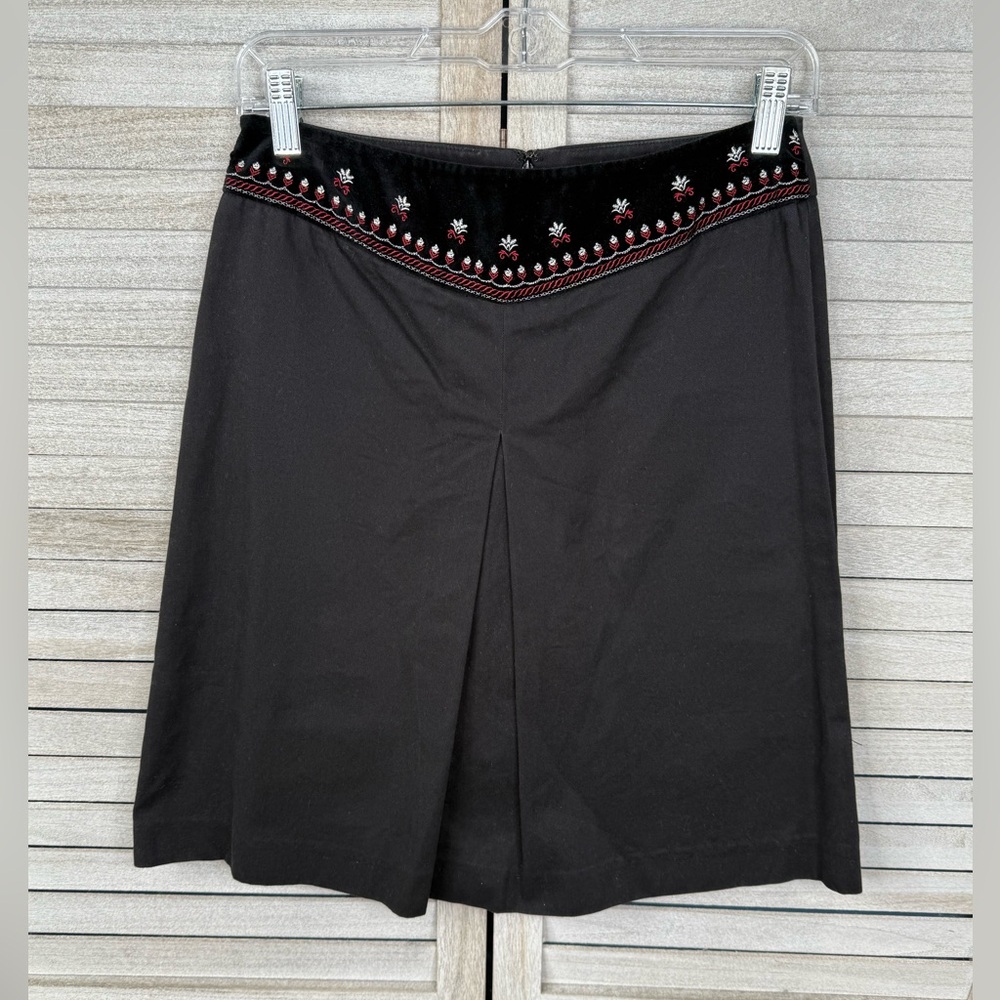 ANN TAYLOR/LOFT Black A-Line Pleated Skirt with Embroidered Velvet Yoke-4